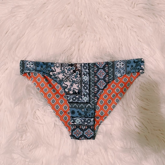 H&M Other - reversible swimsuit bottoms ✰